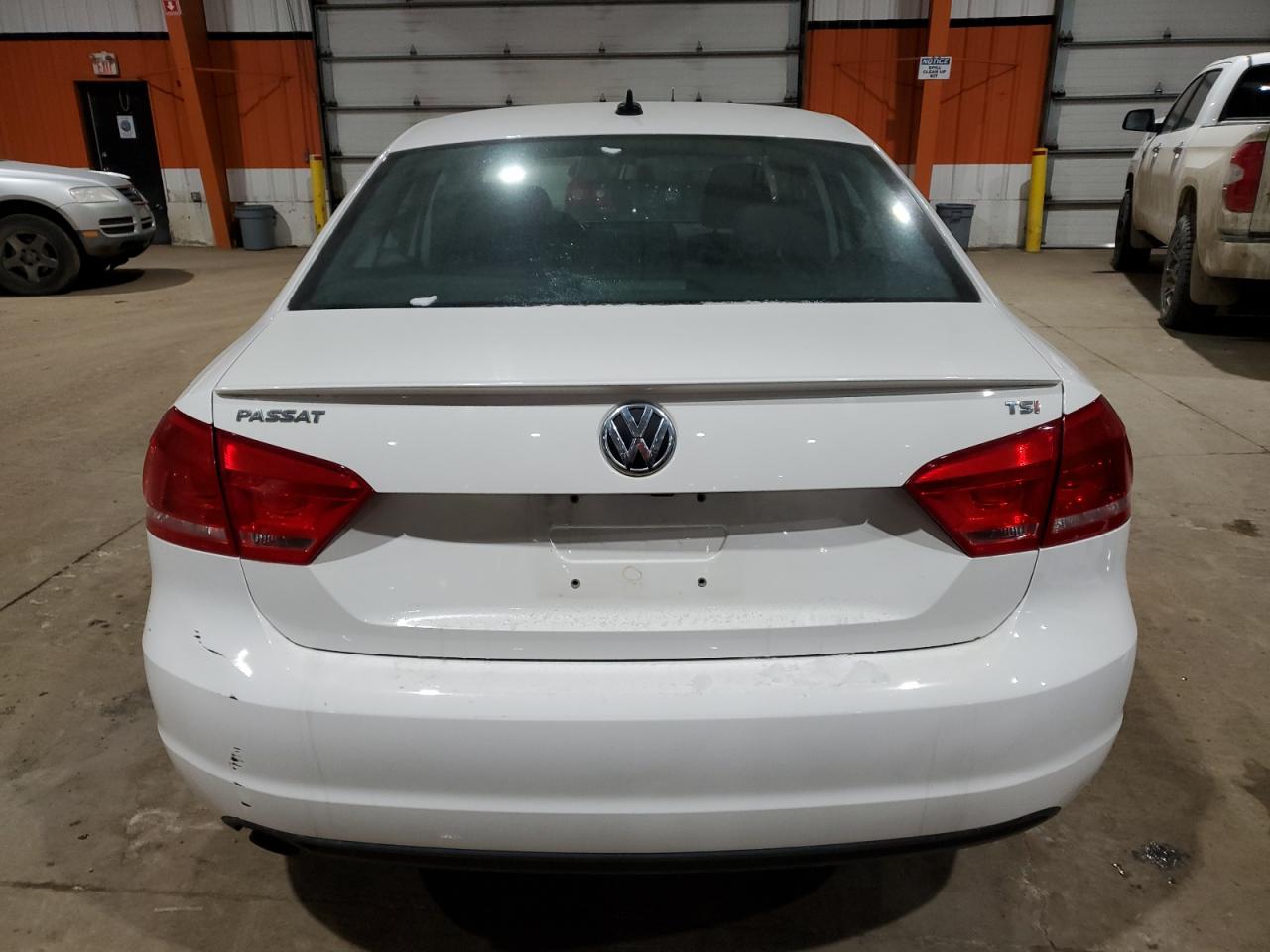 2015 Volkswagen Passat - Image 6