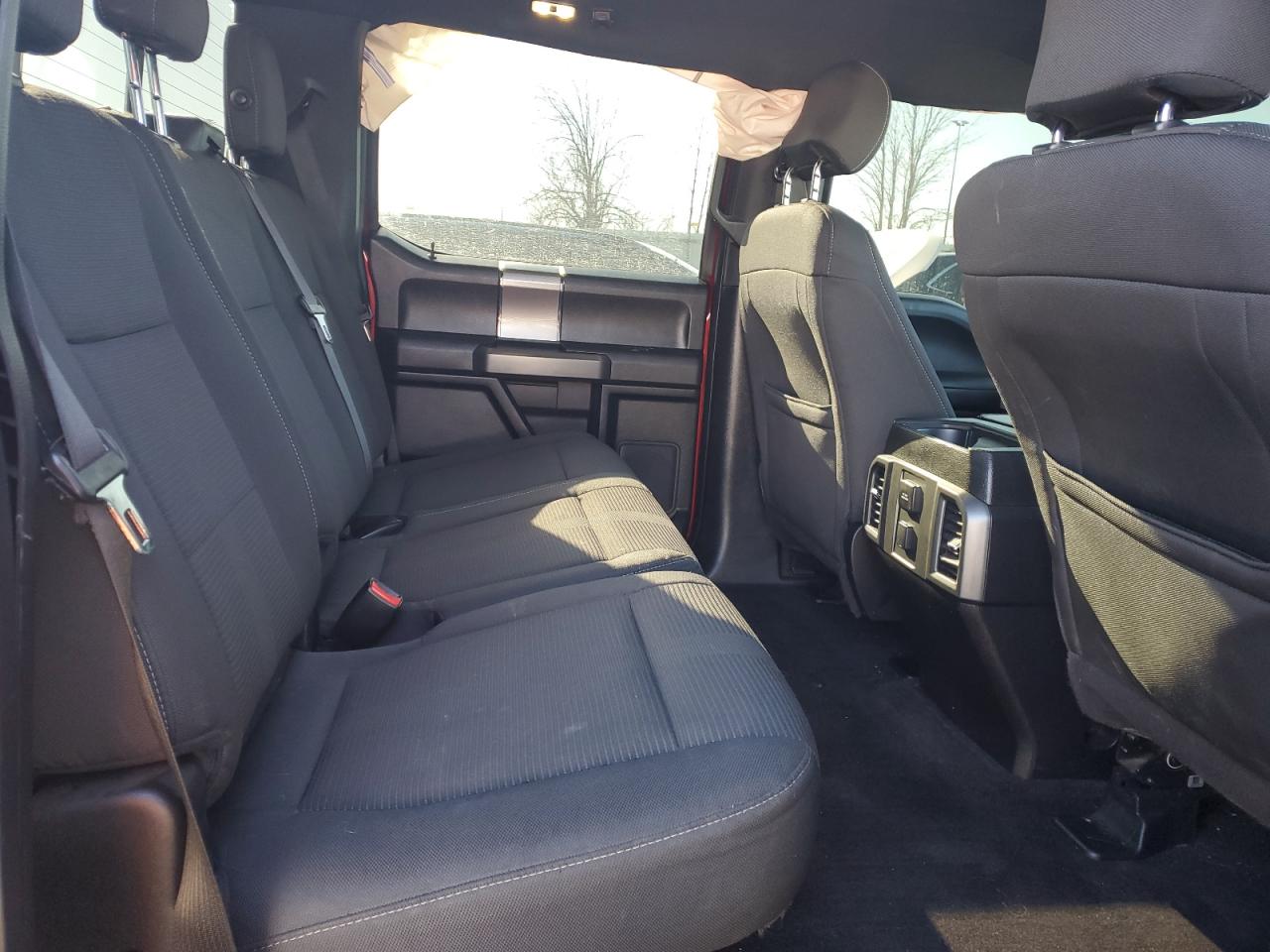 2016 Ford F-150 - Image 10