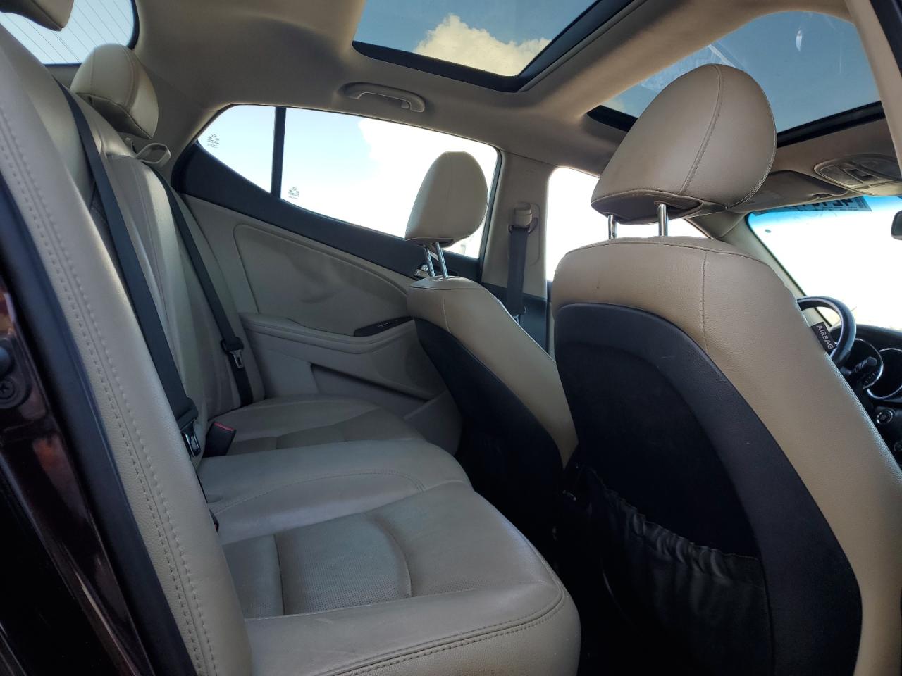 2013 Kia Optima - Image 10