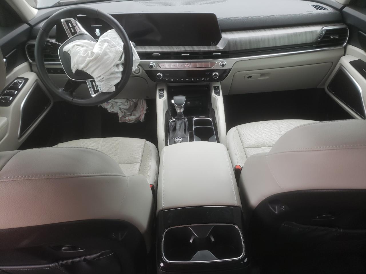 2023 Kia Telluride - Image 8