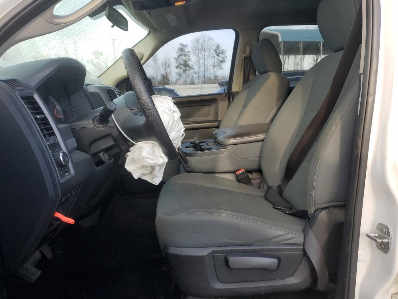 2017 RAM 1500 - Image 7