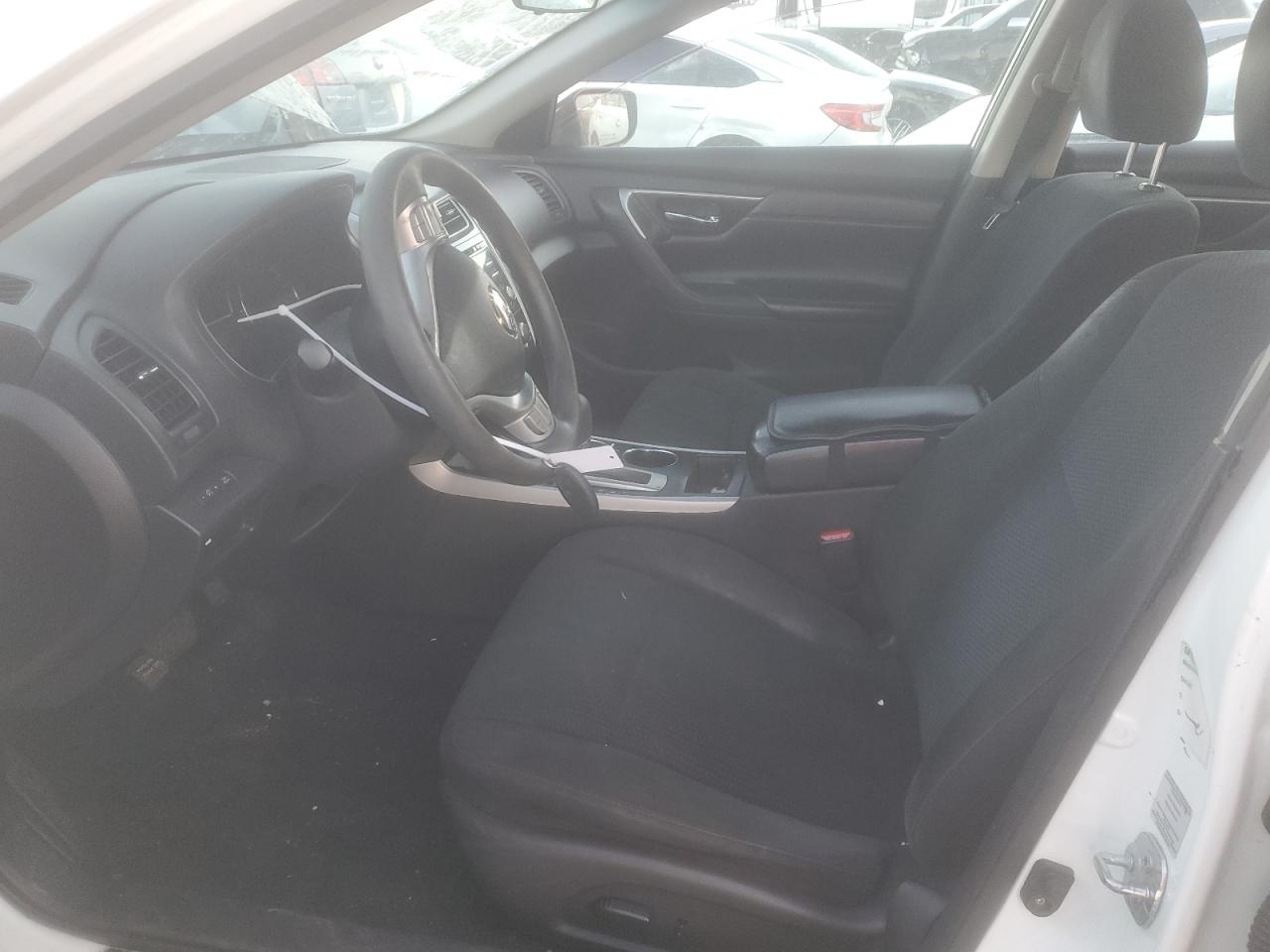 2015 Nissan Altima - Image 7