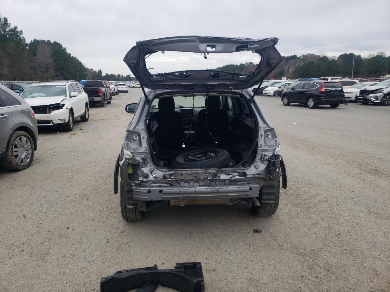 2020 Mitsubishi Outlander - Image 6