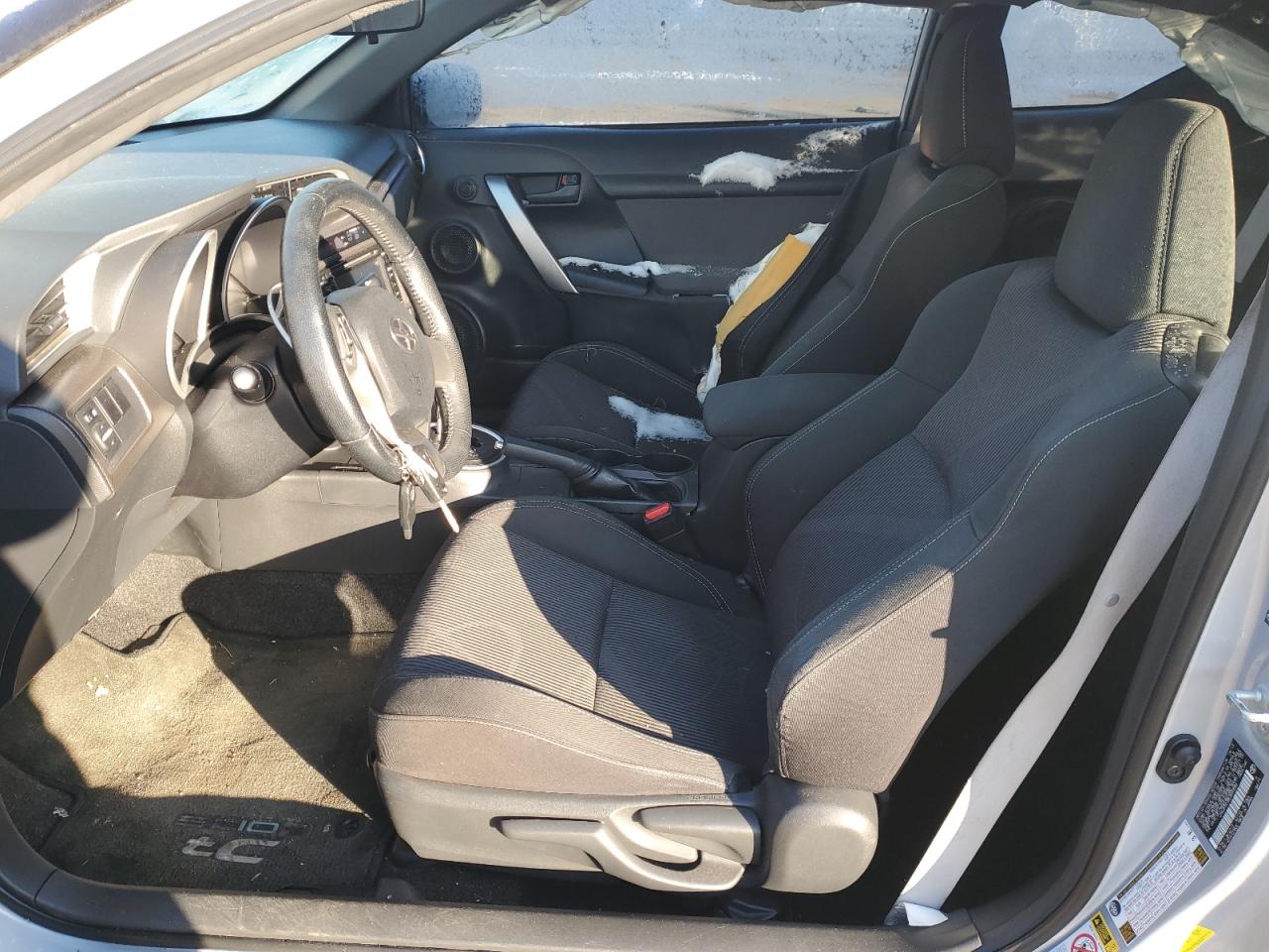 2014 Toyota tC - Image 7