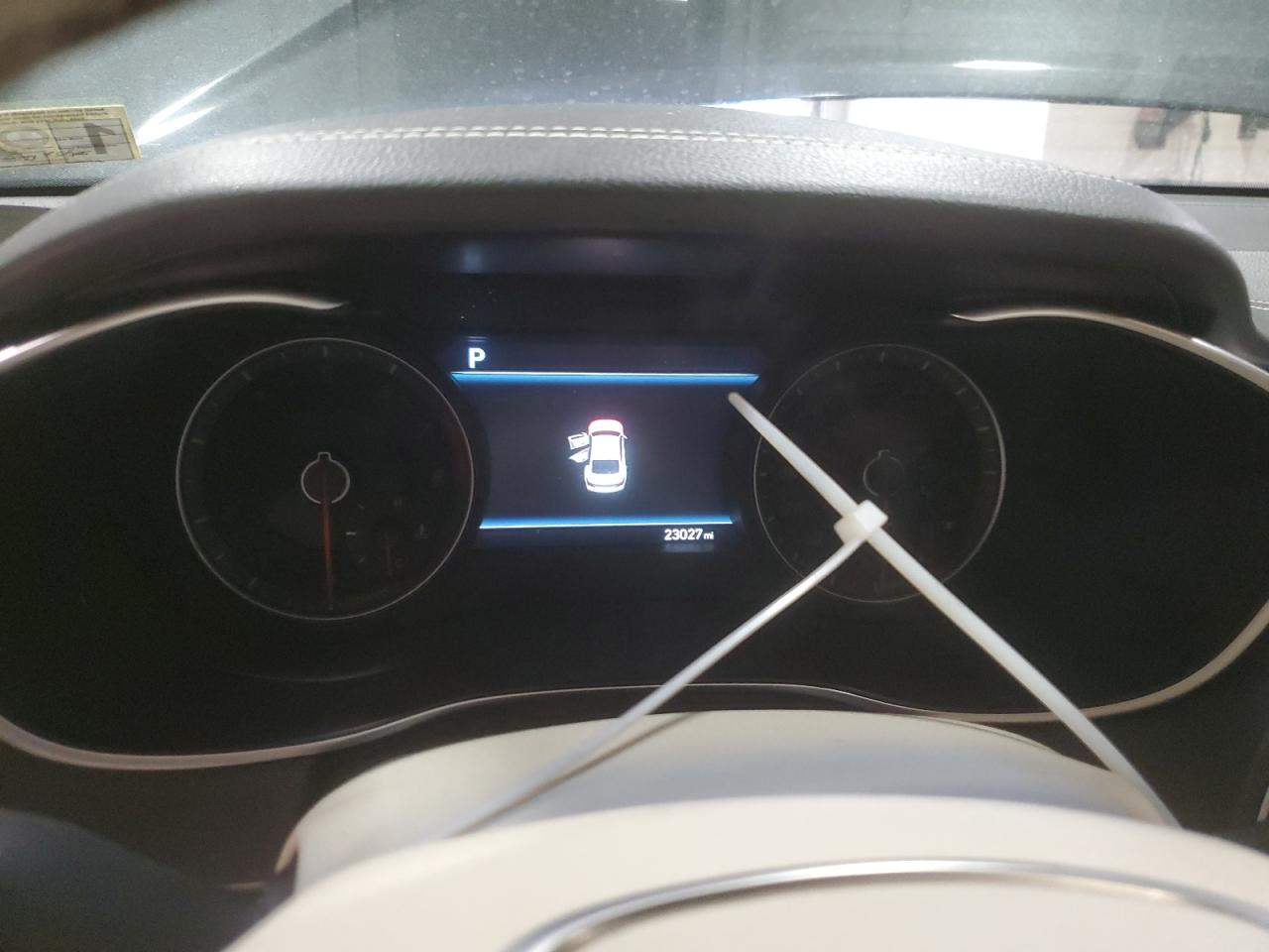 2019 Genesis G70 - Image 9
