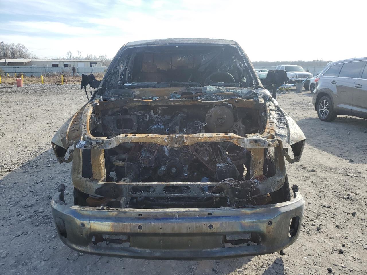 2016 RAM 1500 - Image 5