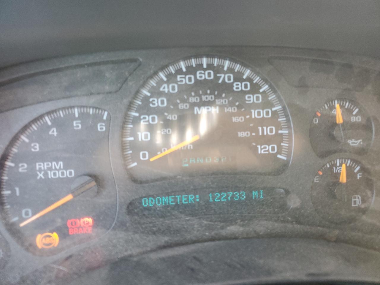 2005 Chevrolet Silverado - Image 9