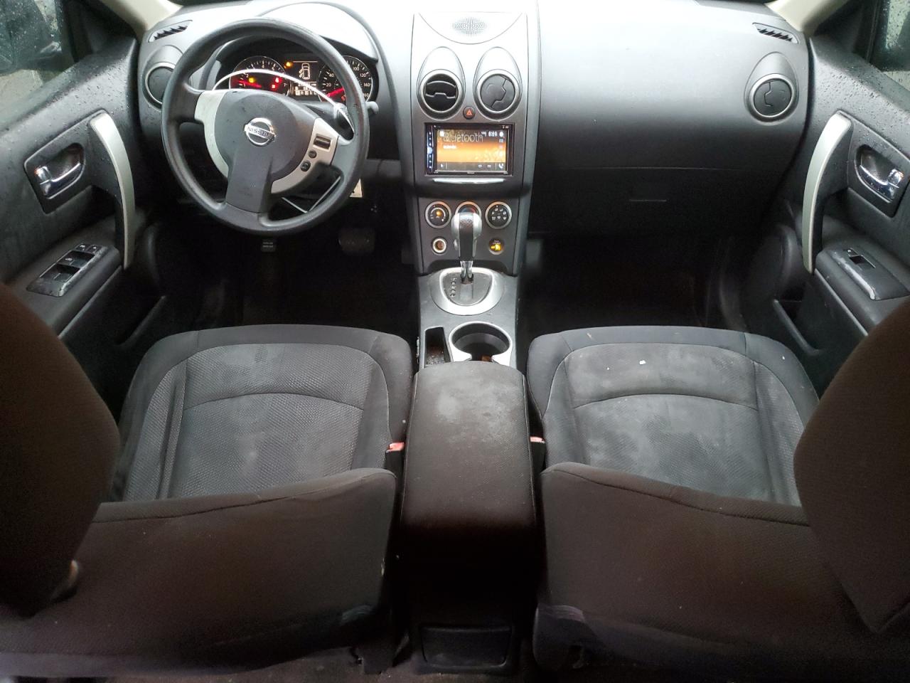 2011 Nissan Rogue - Image 8