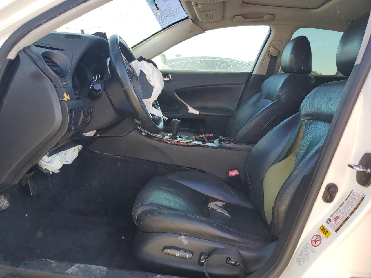 2006 Lexus IS - Image 7