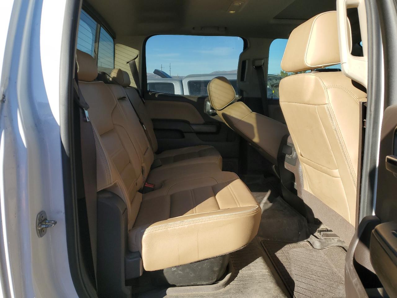 2019 GMC Sierra - Image 10