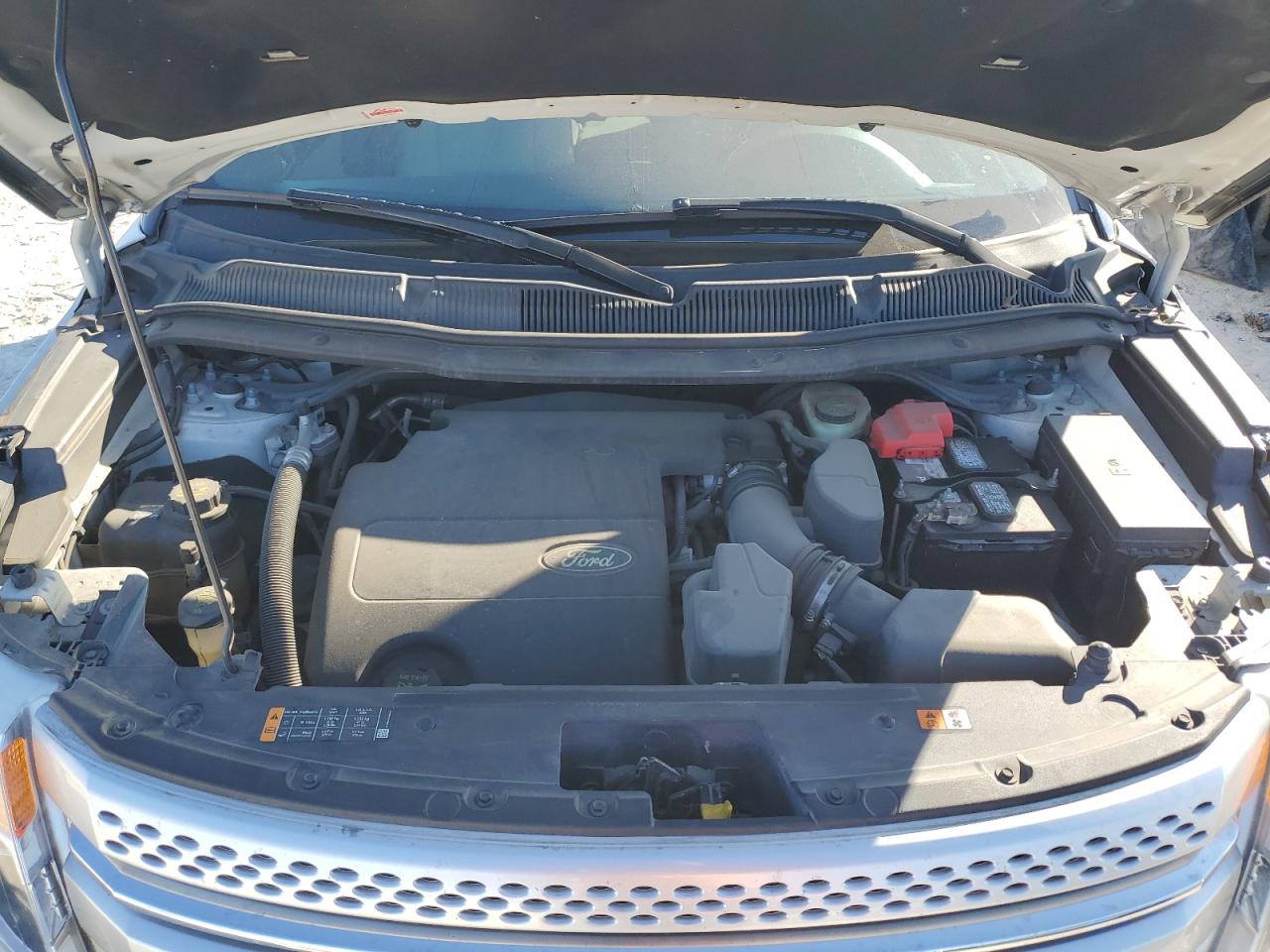 2013 Ford Explorer - Image 12