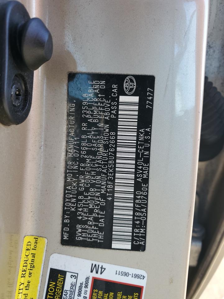 2011 Toyota Camry - Image 12