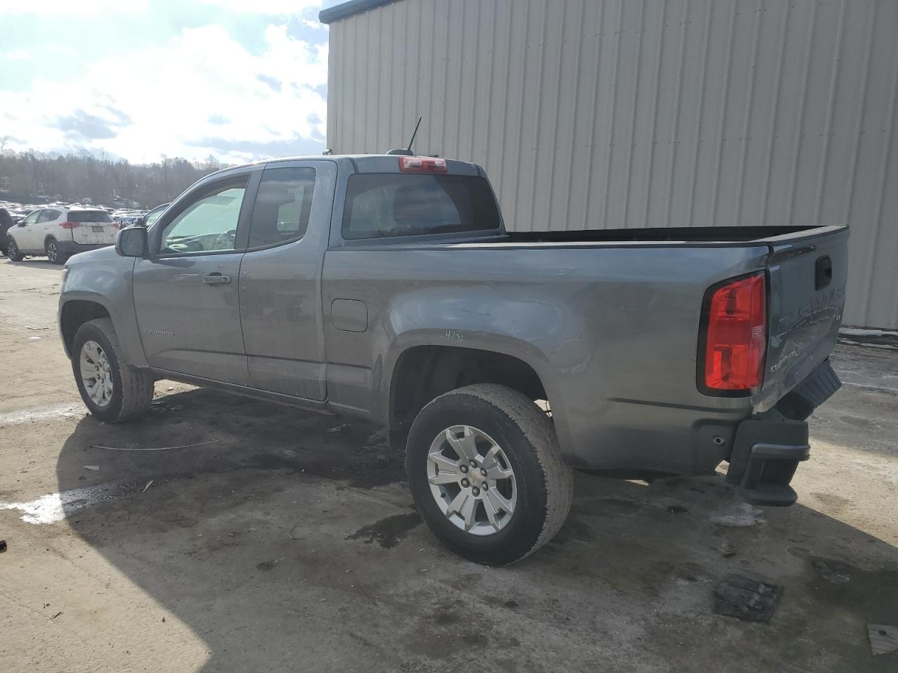 2022 Chevrolet Colorado - Image 2