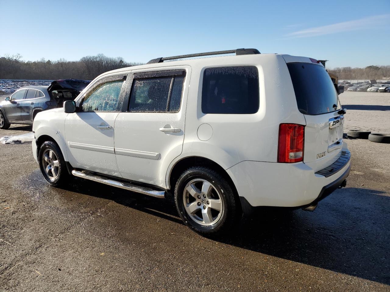 2011 Honda Pilot - Image 2