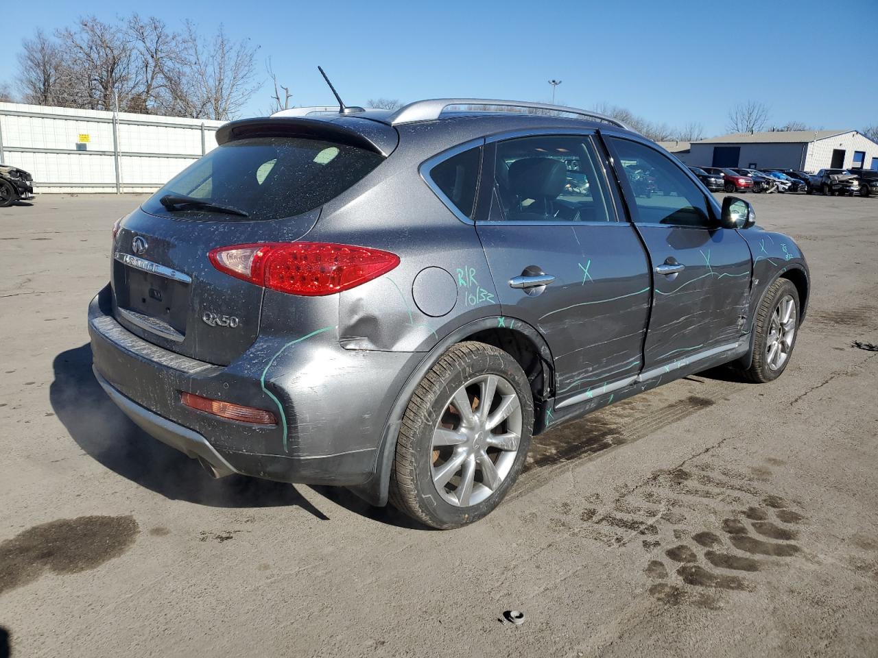 2017 Infiniti QX50 - Image 3