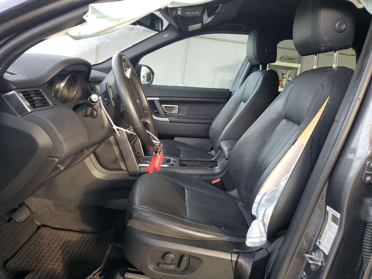 2019 Land Rover Discovery - Image 7