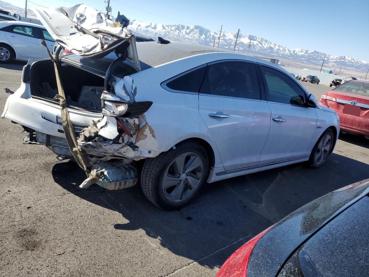 2017 Hyundai Sonata - Image 3