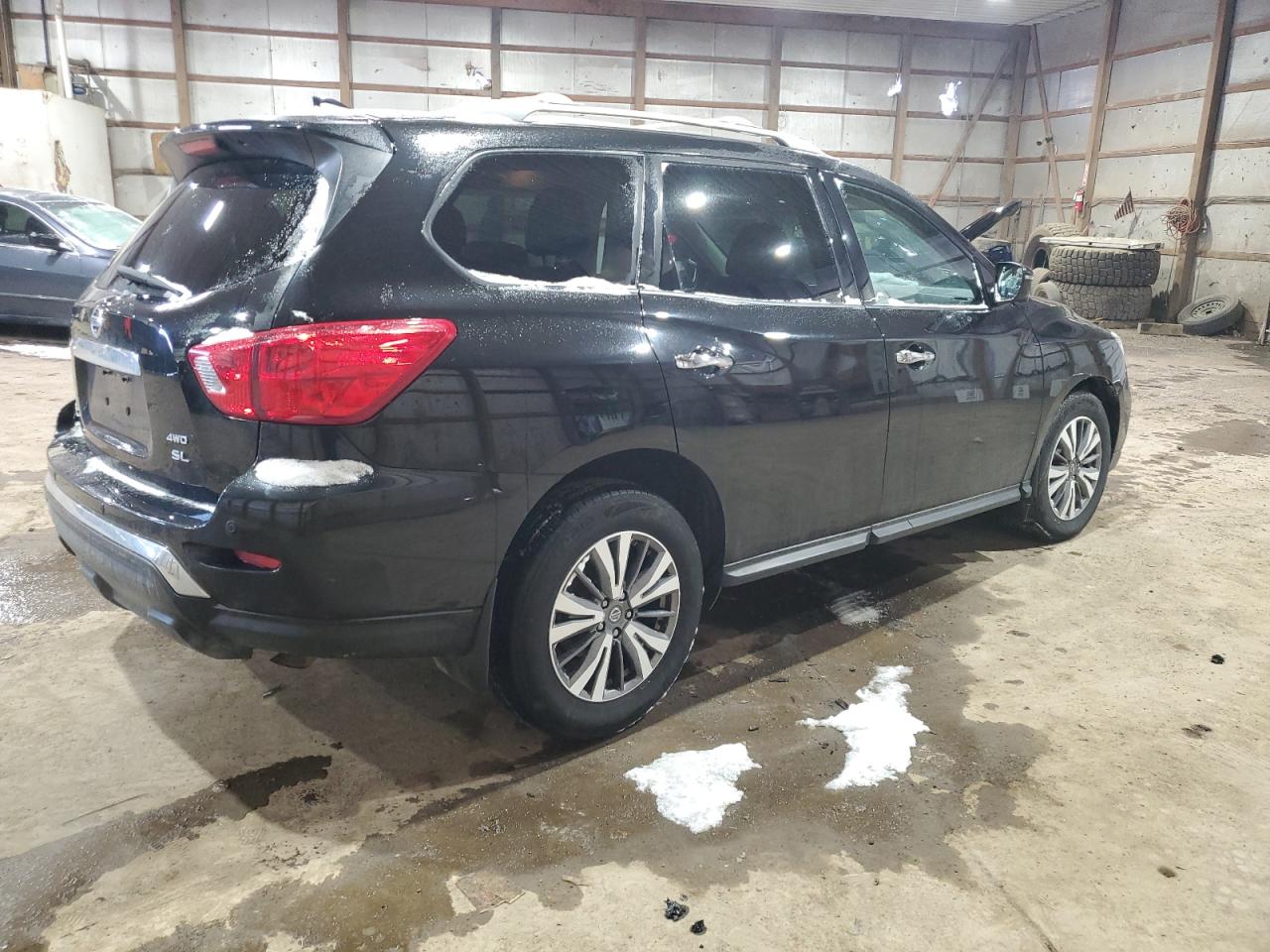 2019 Nissan Pathfinder - Image 3