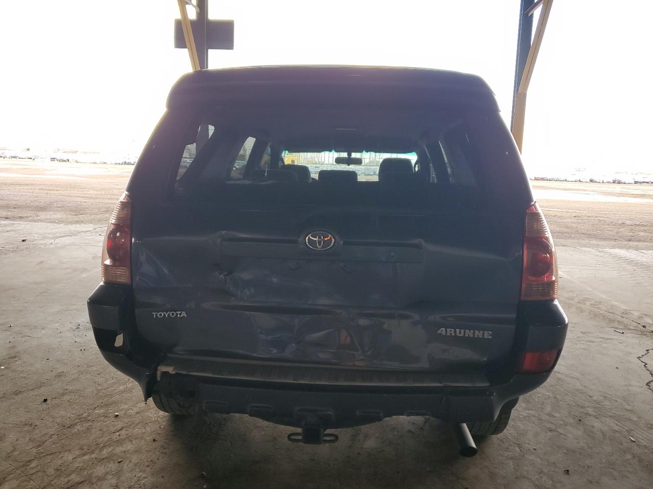 2005 Toyota 4Runner - Image 6