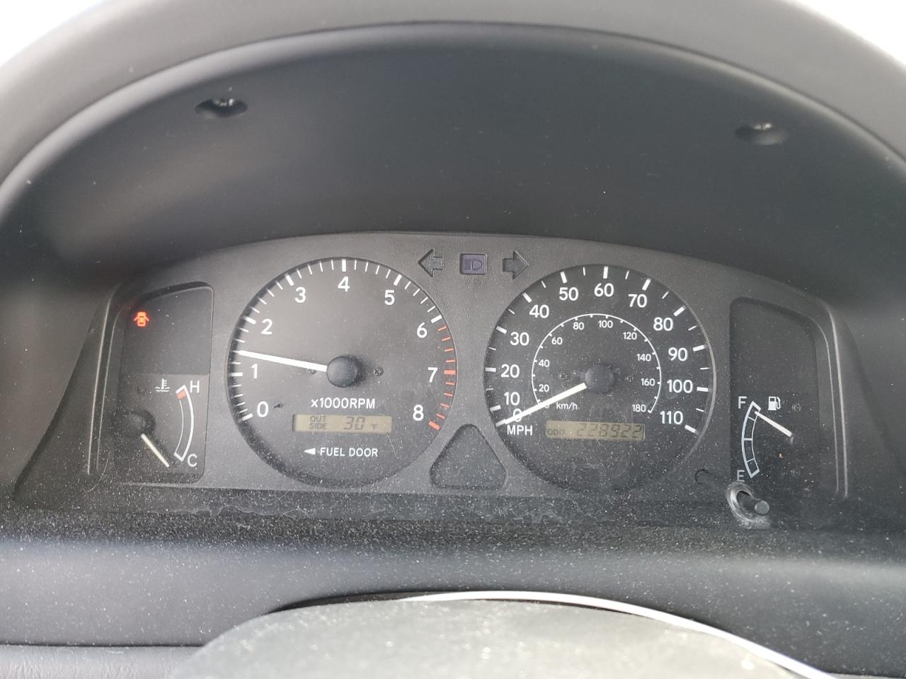 2001 Toyota Corolla - Image 9