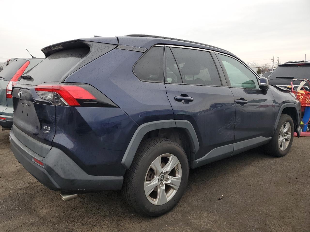 2019 Toyota RAV 4 - Image 3
