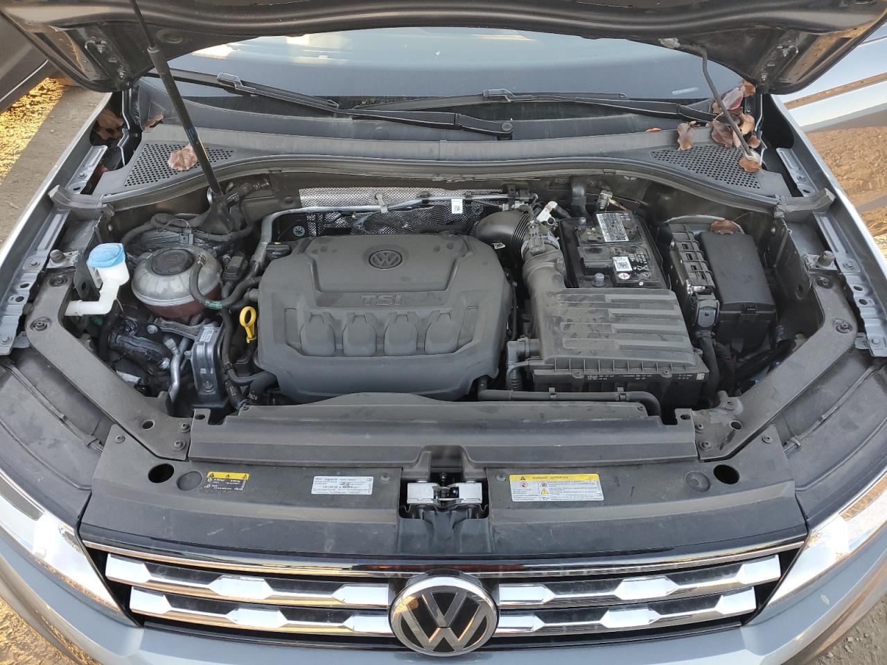 2021 Volkswagen Tiguan - Image 12