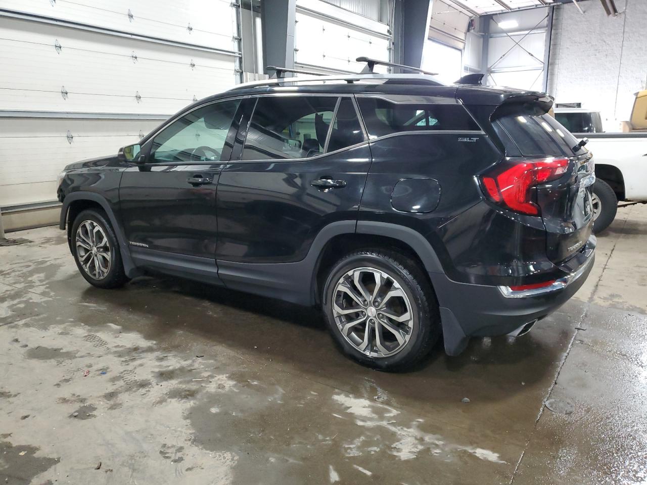 2019 GMC Terrain - Image 2
