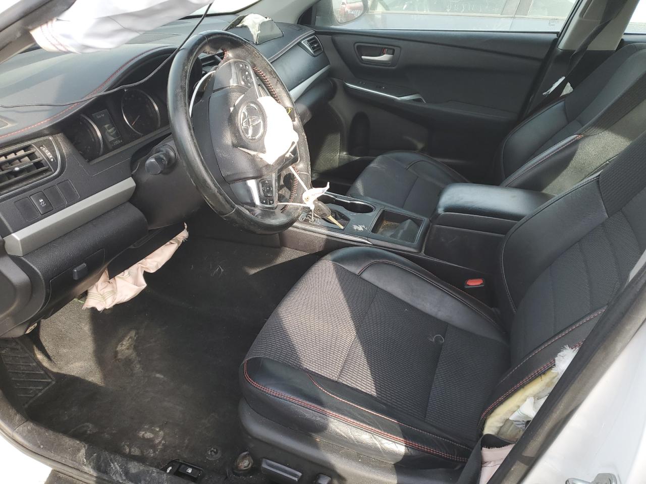 2016 Toyota Camry - Image 7