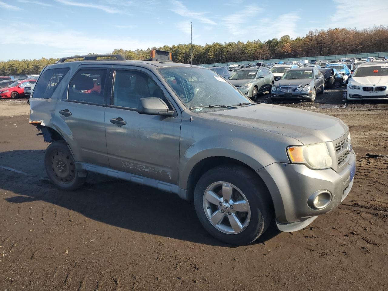 2011 Ford Escape - Image 4