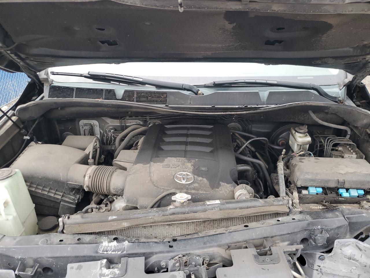 2019 Toyota Tundra - Image 11