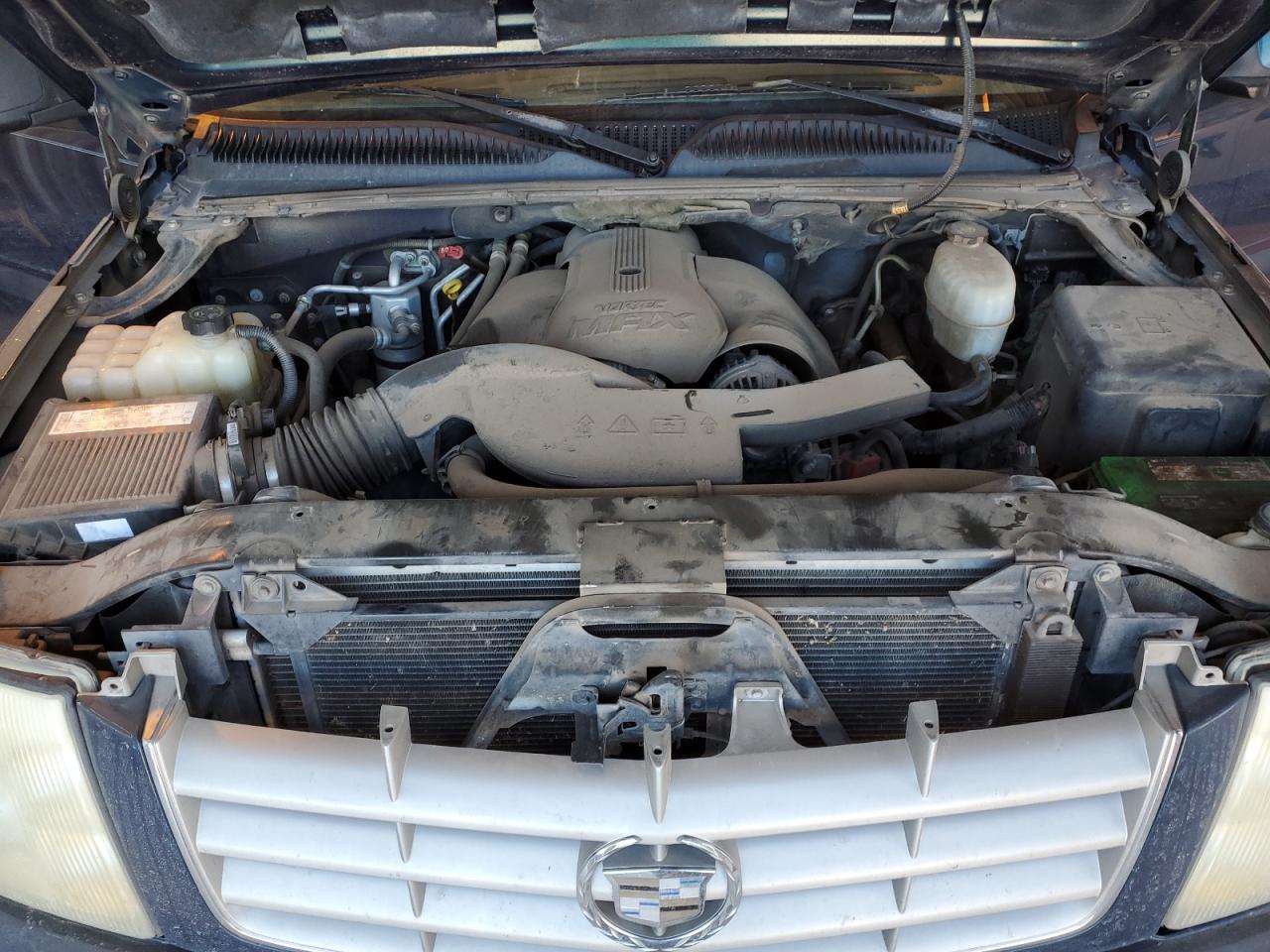 2006 Cadillac Escalade - Image 12
