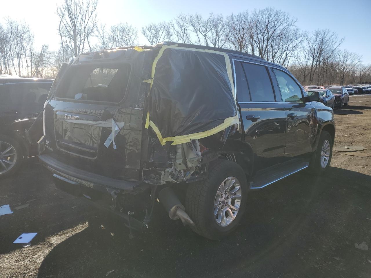 2015 GMC Yukon - Image 3