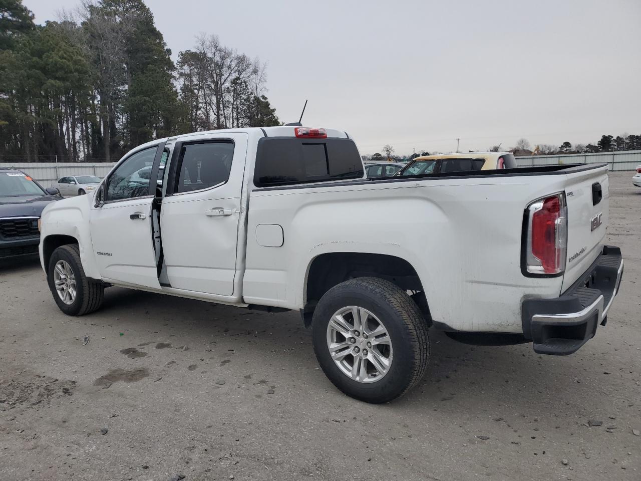 2019 GMC Canyon - Image 2