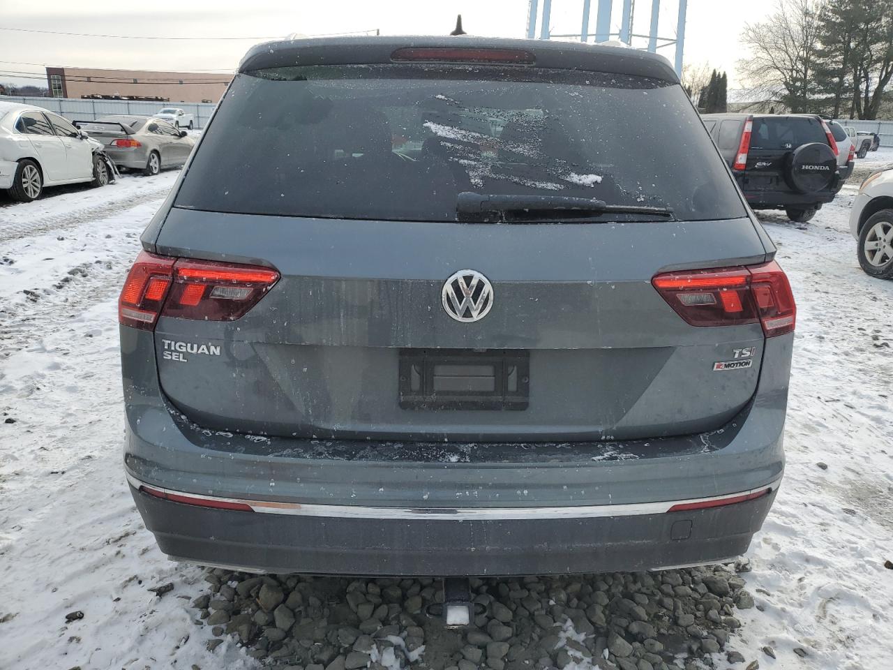 2018 Volkswagen Tiguan - Image 6