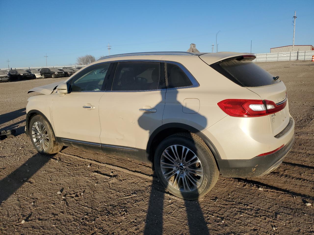 2018 Lincoln MKX - Image 2