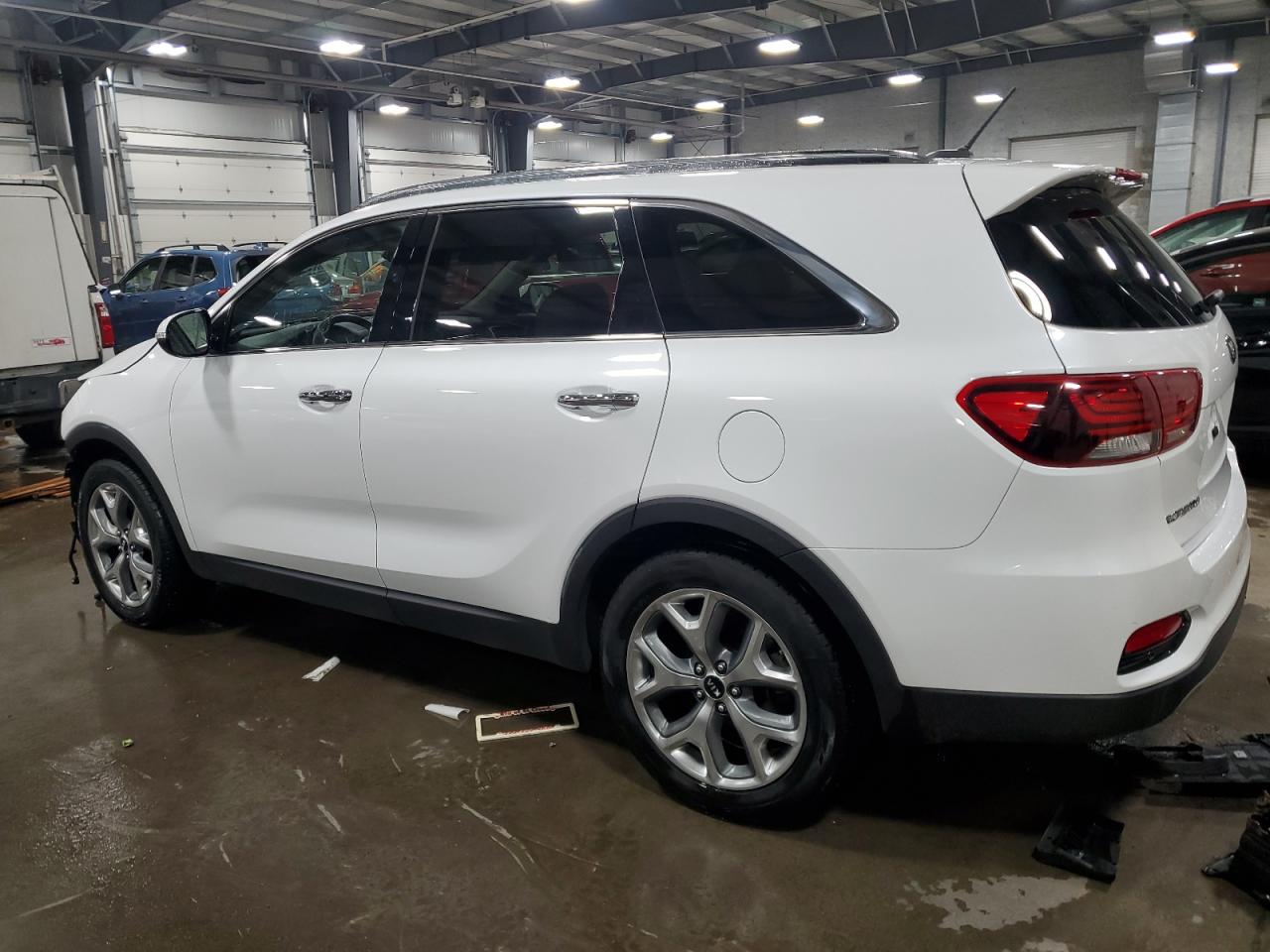 2019 Kia Sorento - Image 2
