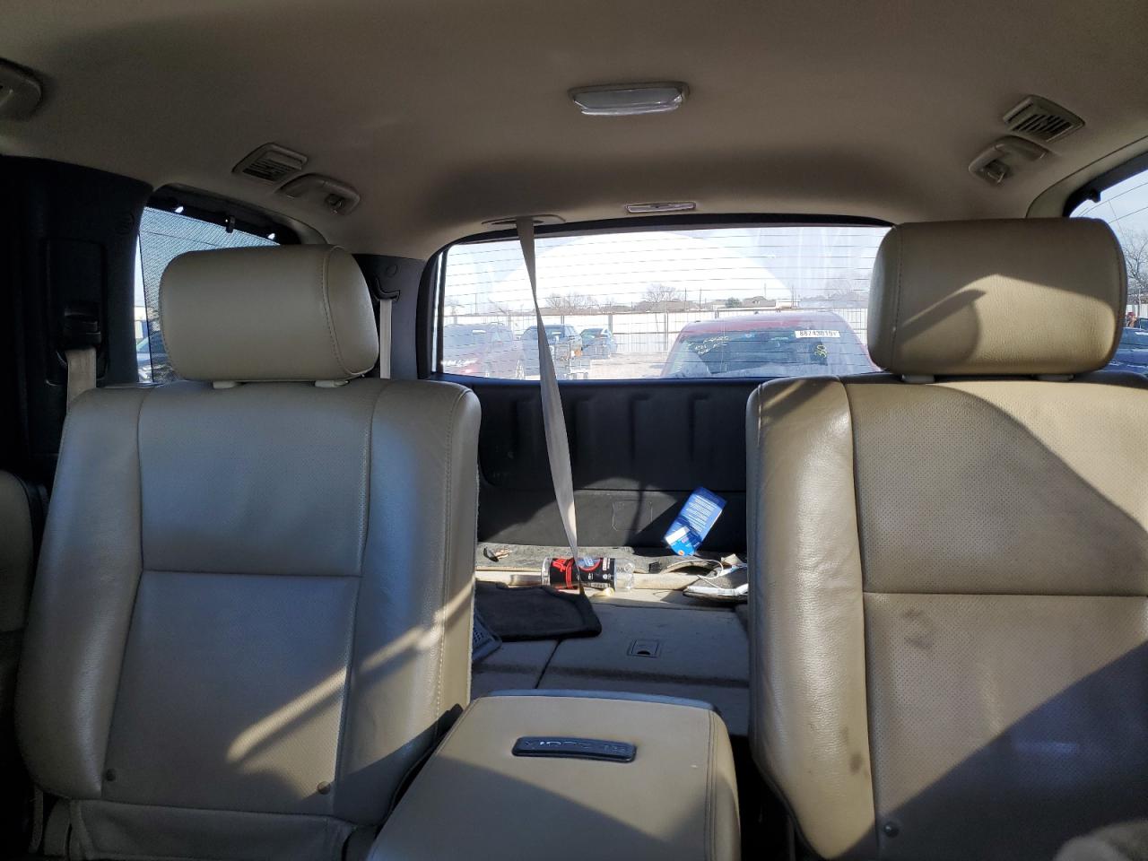 2011 Toyota Sequoia Platinum VIN: 5TDDW5G15BS051540 Lot: 88740085