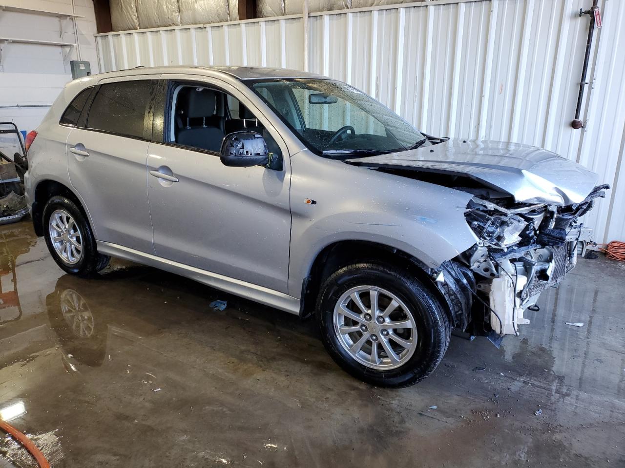 2012 Mitsubishi Outlander - Image 4