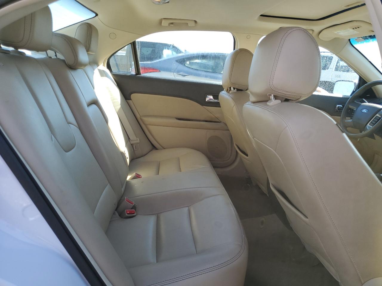 2012 Ford Fusion - Image 10