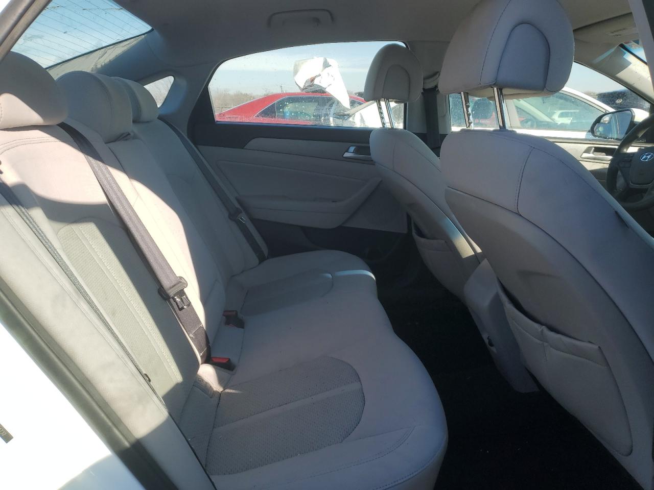 2015 Hyundai Sonata - Image 10