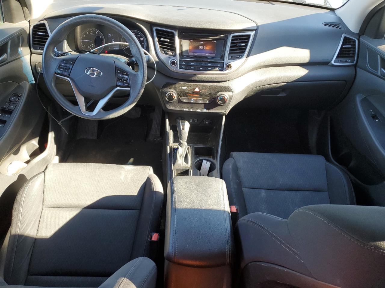 2016 Hyundai Tucson - Image 8