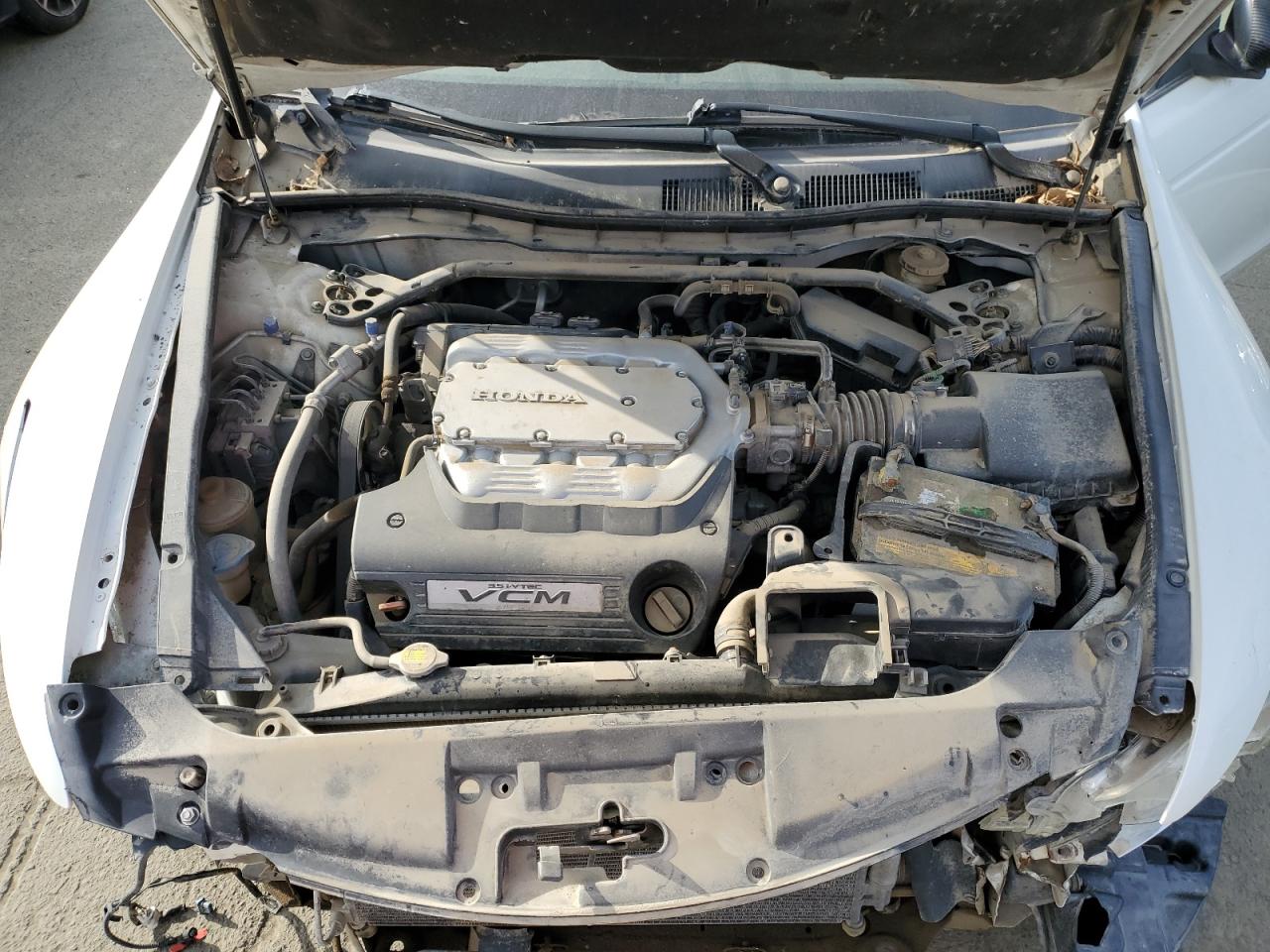 2009 Honda Accord - Image 11
