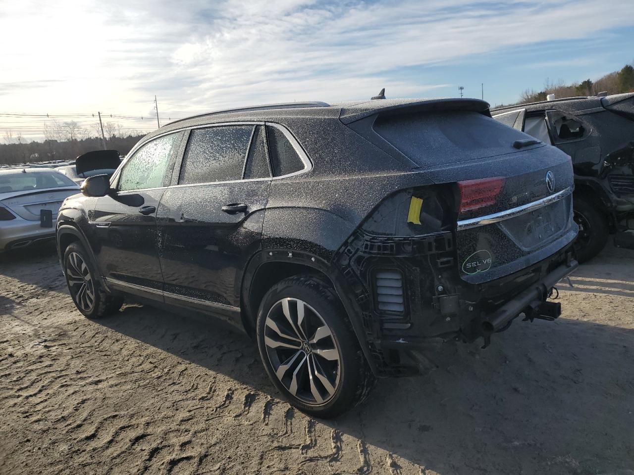 2020 Volkswagen Atlas - Image 2