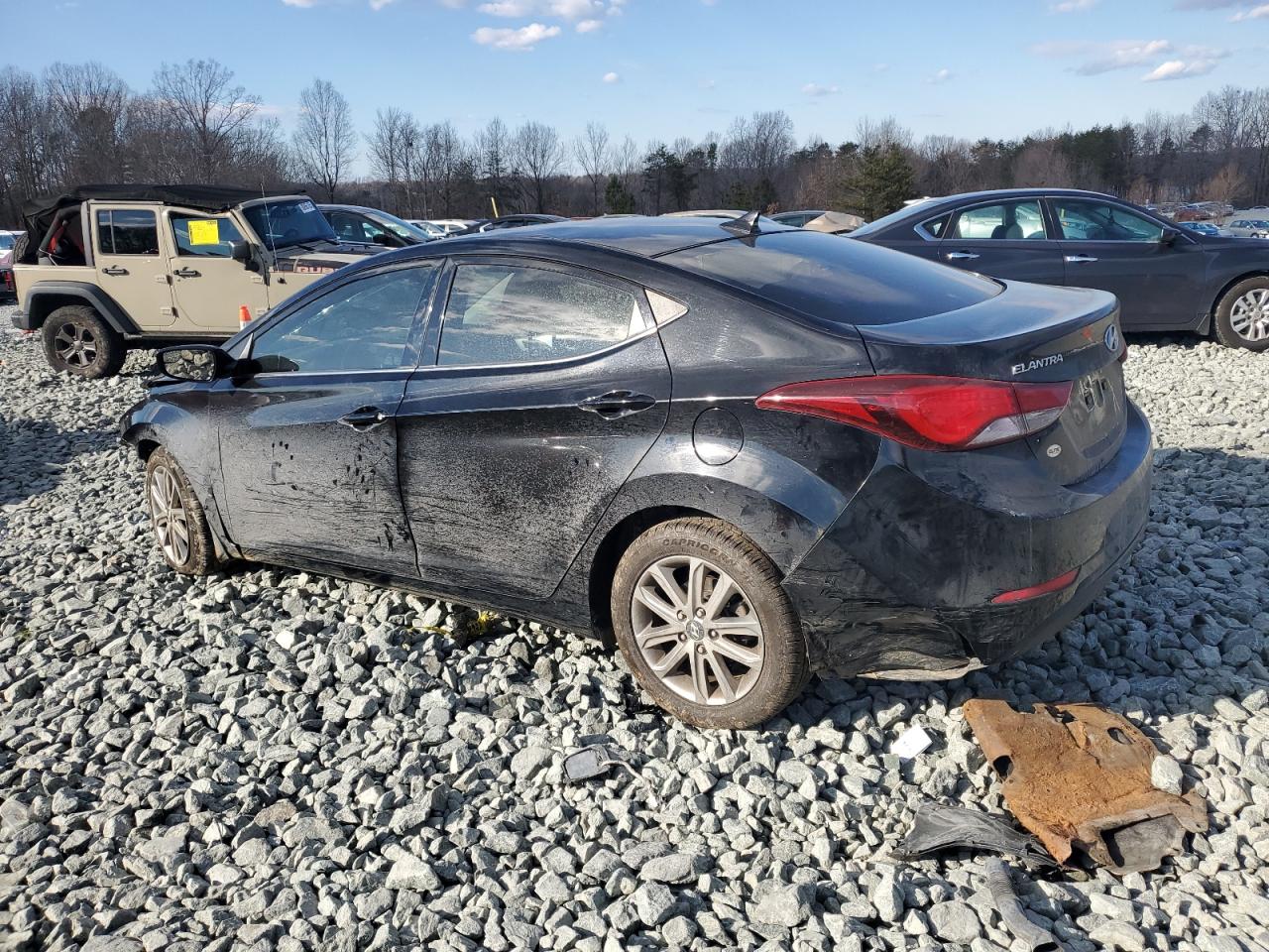 2015 Hyundai Elantra - Image 2
