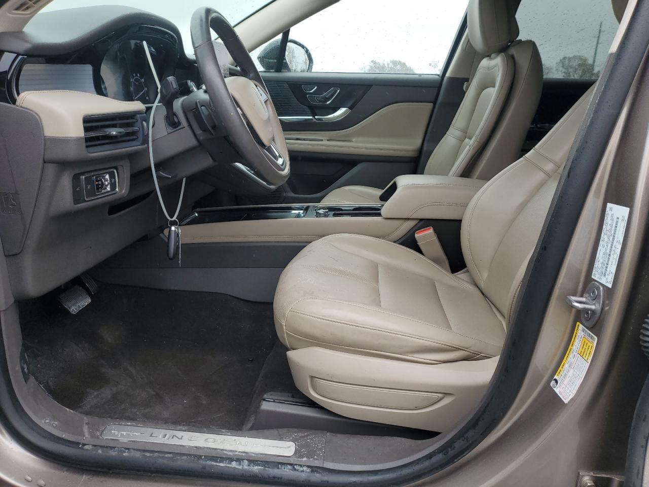 2020 Lincoln Corsair - Image 7