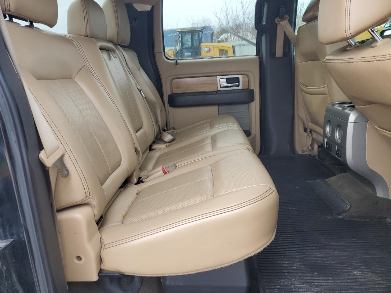 2011 Ford F-150 - Image 10