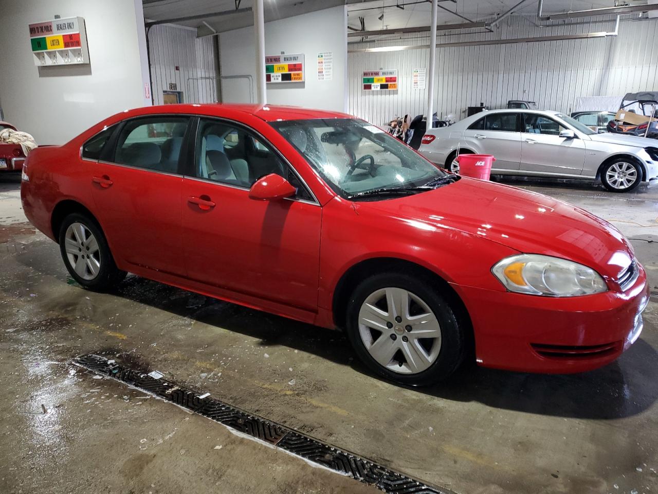 2010 Chevrolet Impala - Image 4