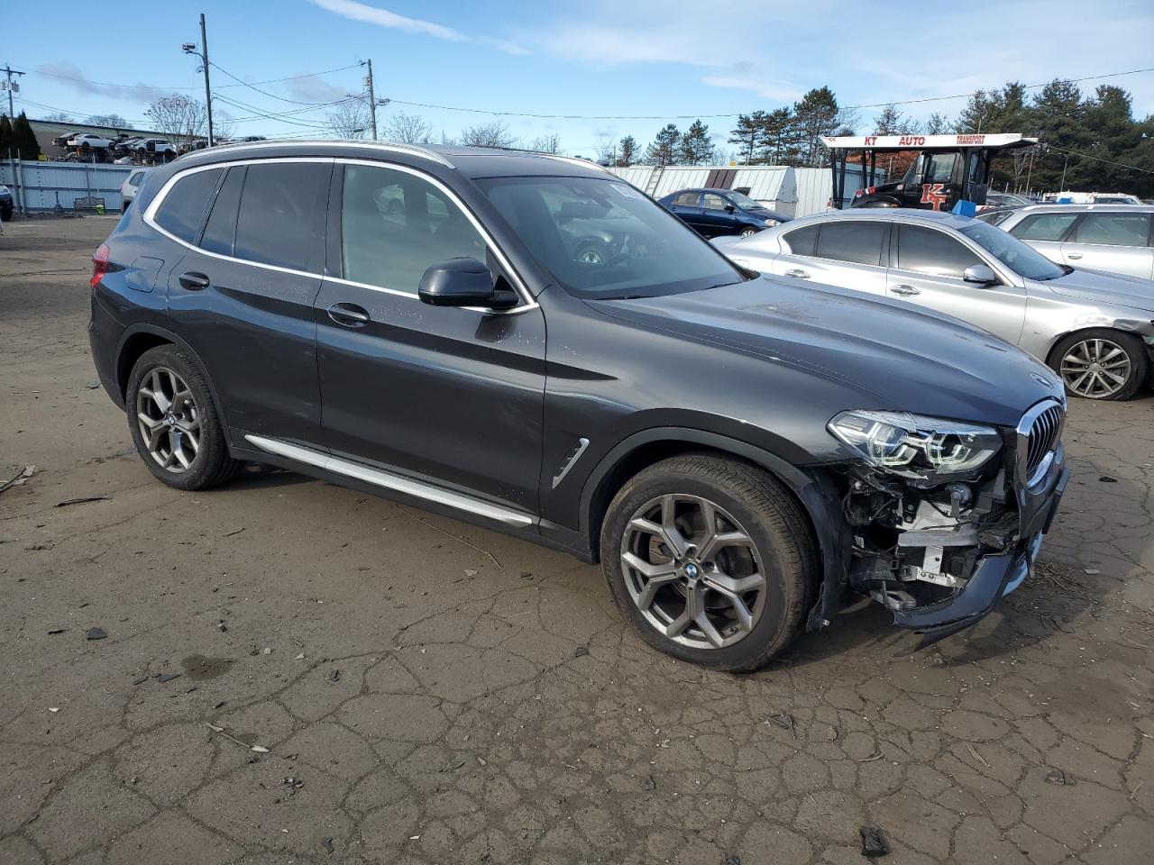 VIN 5UXTY5C00M9H65761 2021 BMW X3 no.4