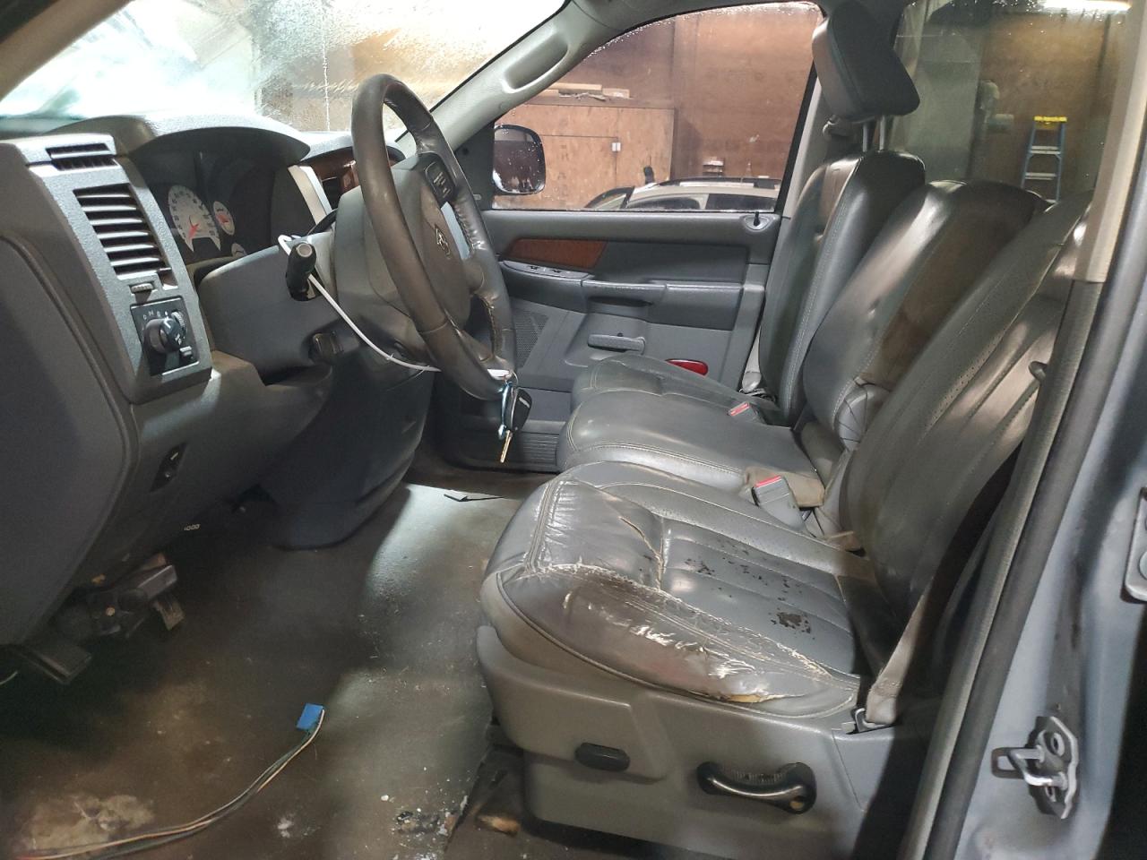 2007 Dodge RAM - Image 7