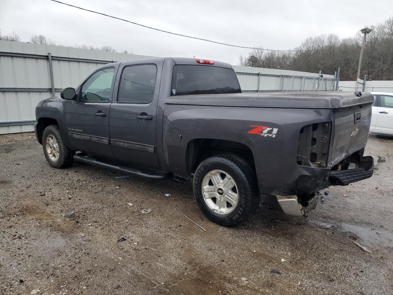 2011 Chevrolet Silverado - Image 2